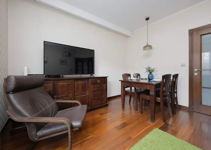 Tasteful And Spacious Two Bedroom By Renters Διαμέρισμα