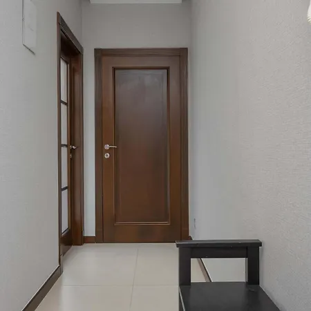 Tasteful And Spacious Two Bedroom By Renters Apartamento